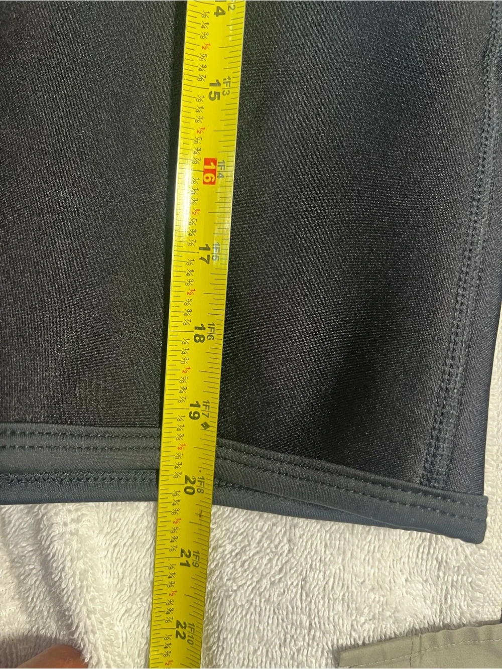 Sharkskin Chillproof Shortpants, M, NWT